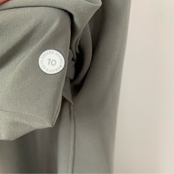 Lululemon On The Fly Wide Leg Pants Size 10 - Picture 2 of 8